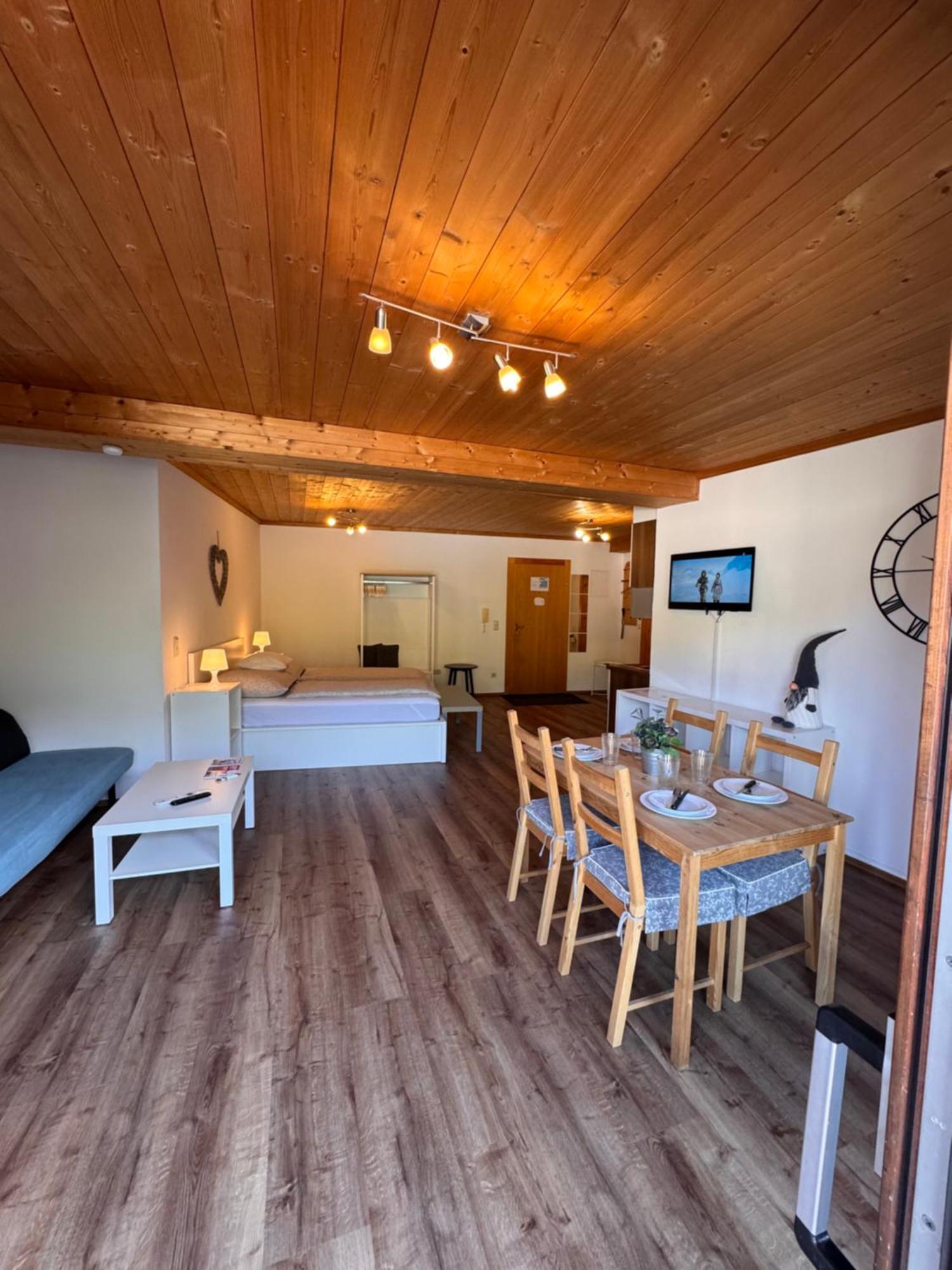 City-Apart Kitzbuehel Stadt Екстер'єр фото
